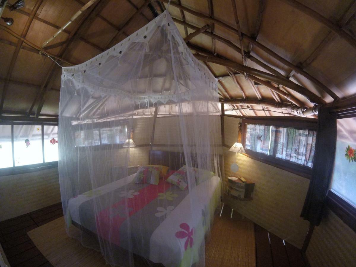 Location " La Pirogue " Maison D'Hotes A Moorea Haapiti Kültér fotó