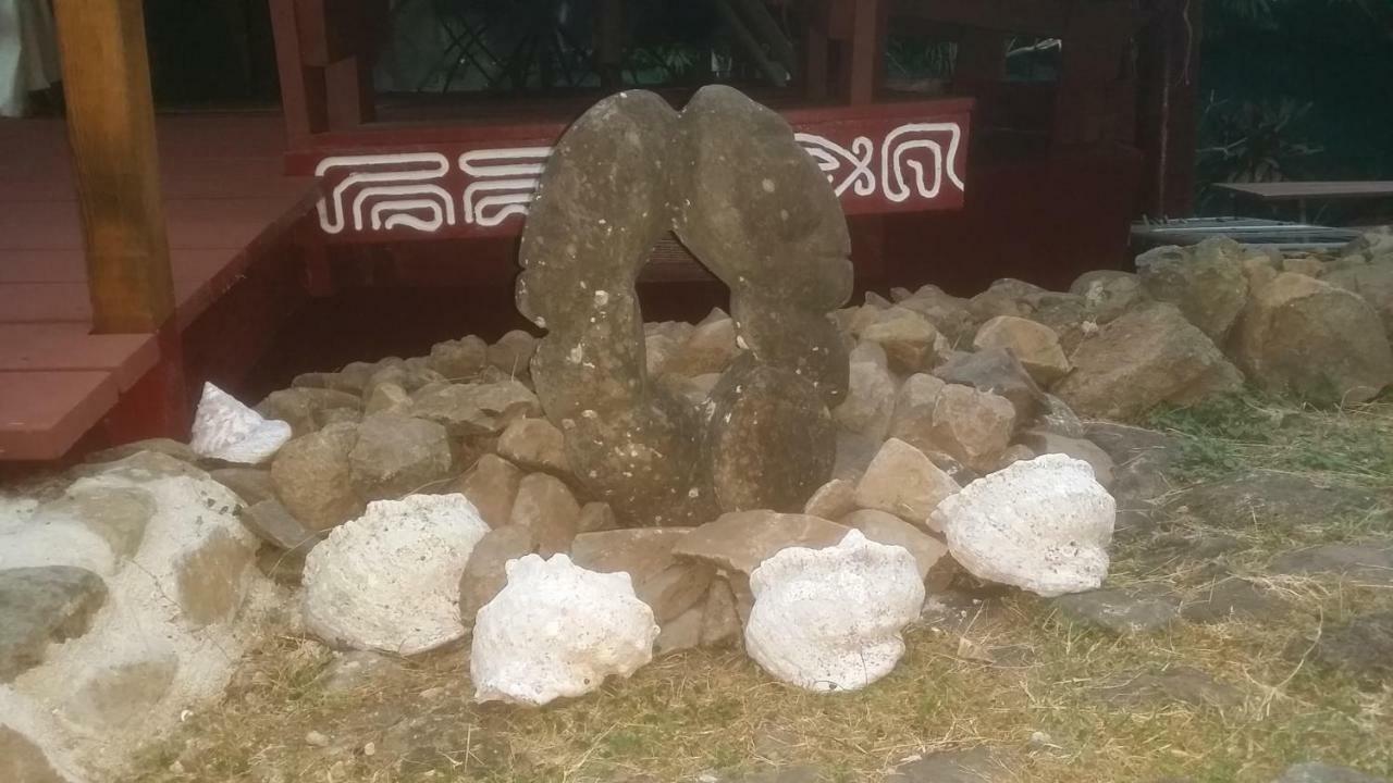 Location " La Pirogue " Maison D'Hotes A Moorea Haapiti Kültér fotó